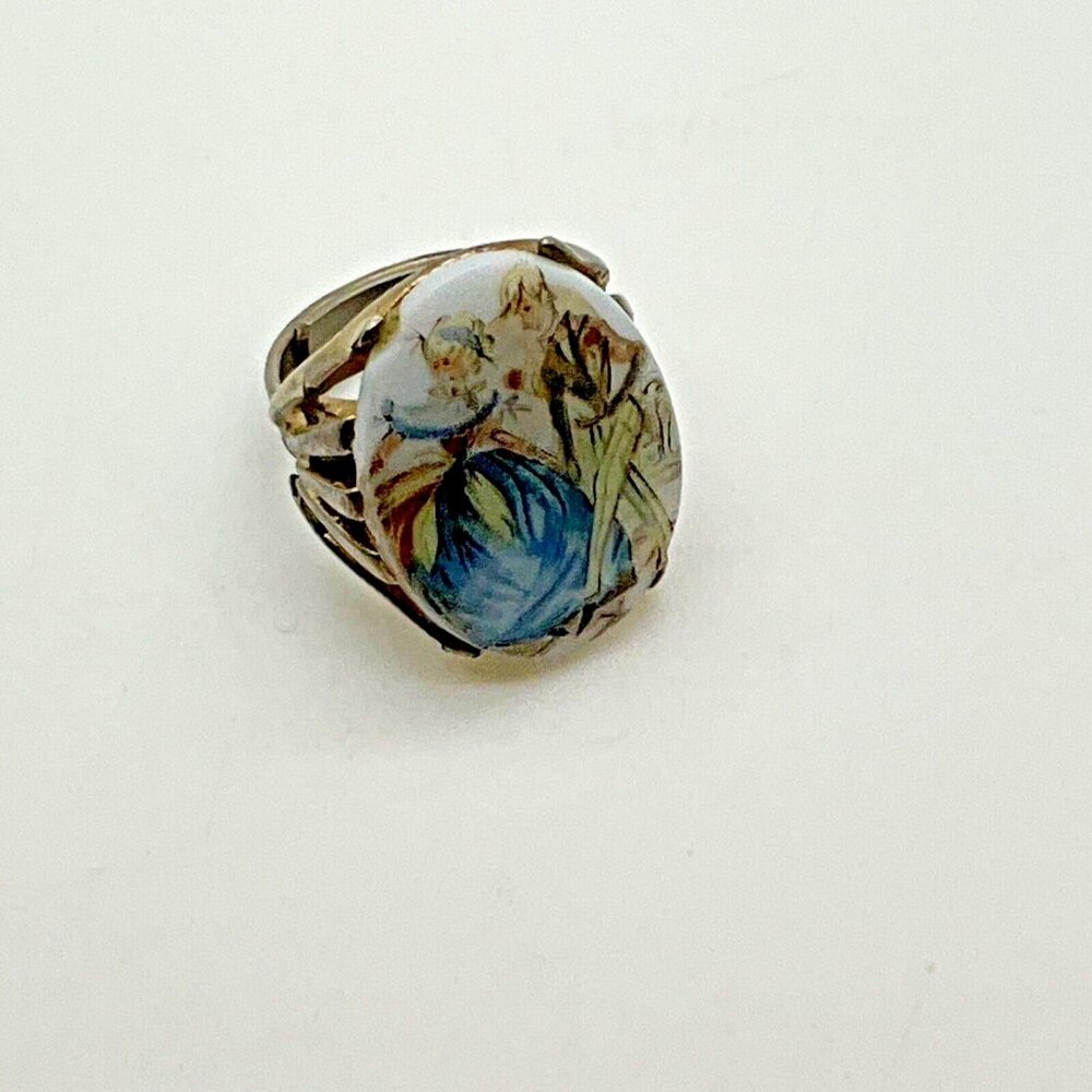 Victorian Courting Couple Vintage  Adjustable Ring Adjustable Size